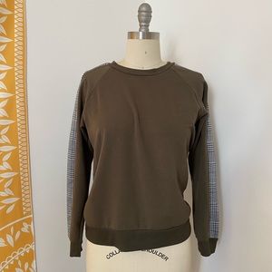 Women’s Green long sleeve